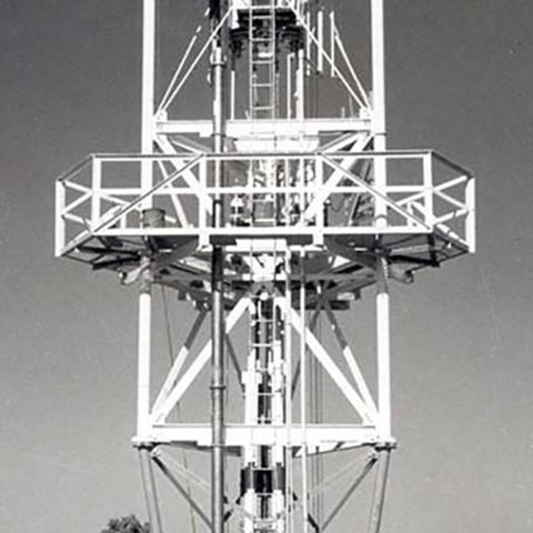 Stainless constructing tallest tower in Tennessee